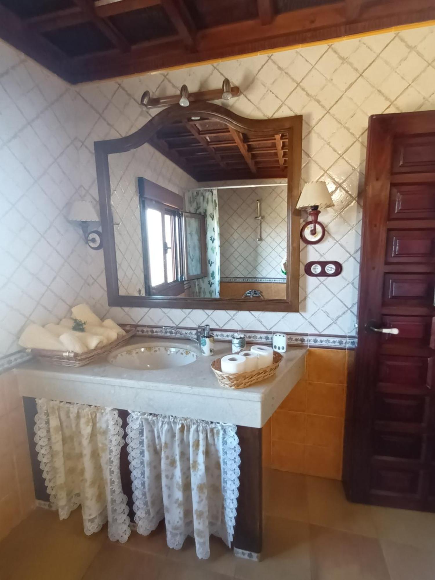 Villa La Artesonada Casa Con Finca à Puebla de Sanabria Extérieur photo